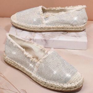 🆕 Linen and Rhinestones Espadrilles Flats